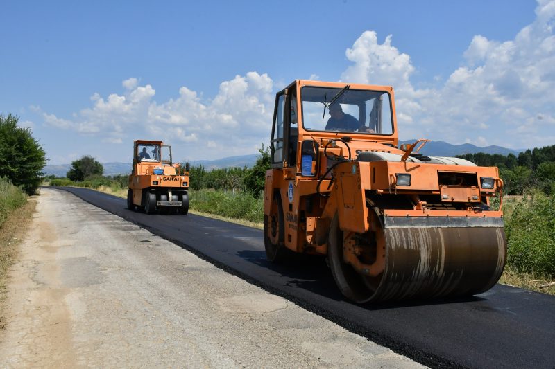 Rеконструкција на локалниот пат – стариот пат Радовиш – Струмица, на делницата од селото Калуѓерица кон село Дукатино