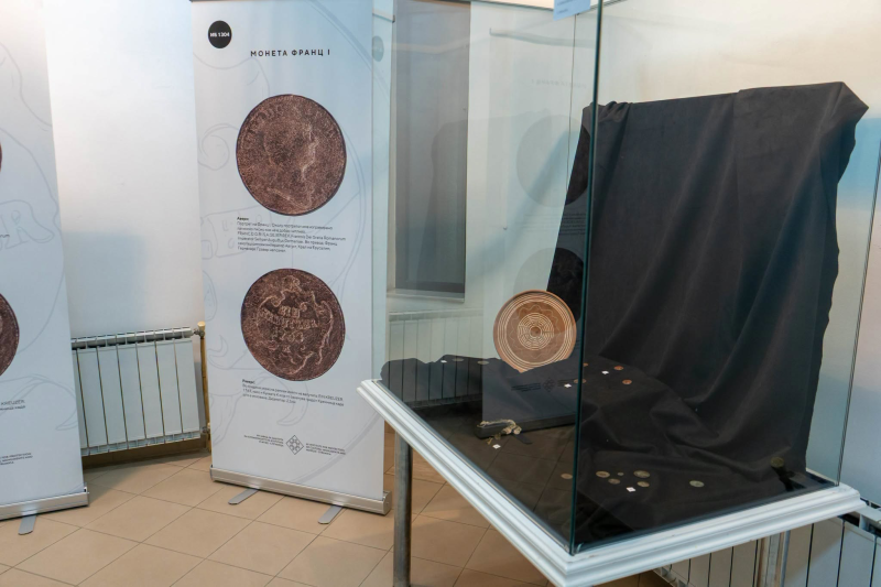ИЗЛОЖБА „МОНЕТИ ОД XIV ДО XX ВЕК“ ОТВОРЕНА ВО СТРУМИЦА – ВРЕДНО СВЕДОШТВО ЗА ИСТОРИЈАТА И КУЛТУРНОТО НАСЛЕДСТВО